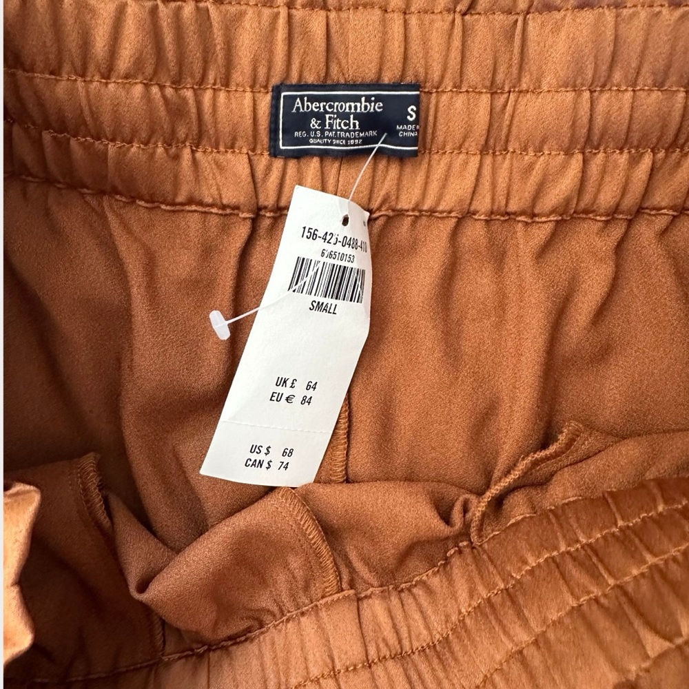 Abercrombie & Fitch Women's Track Joggers in Warm Brown - Picture 4 of 7